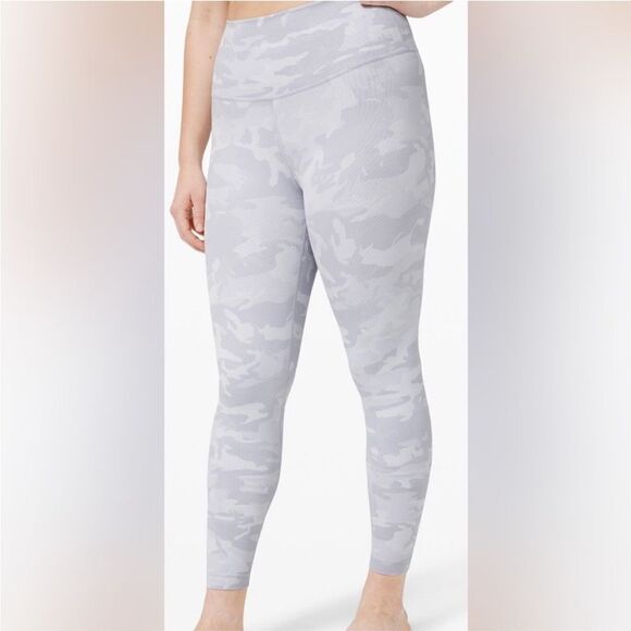 Lululemon Wunder Under High-Rise Tight 25"
 Size 8 grey Camo GUC - Picture 1 of 11
